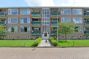 Esdoornlaan 25 in Hoogeveen